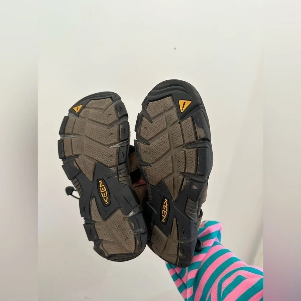 Keen Daytona Sandals Mens Size 10 Brown Fisherman Leather Hiking Walking